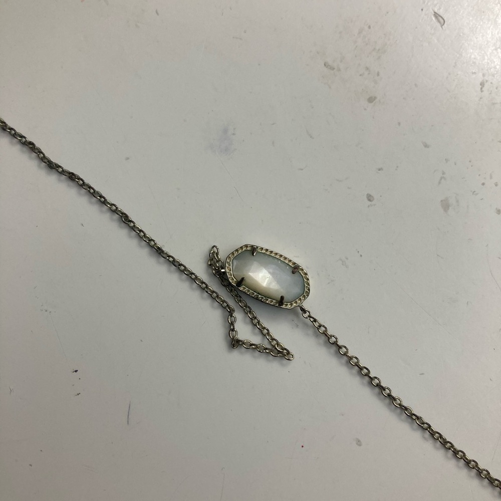 Kendra Scott Necklace. Worn . Gold